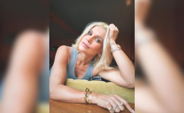 “Maior inimigo da mulher aos 50 anos é o preconceito”, diz Flávia Alessandra