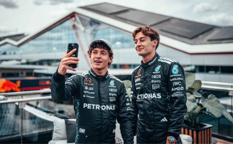 Mercedes confirma Russell e Antonelli para próxima temporada da Fórmula 1