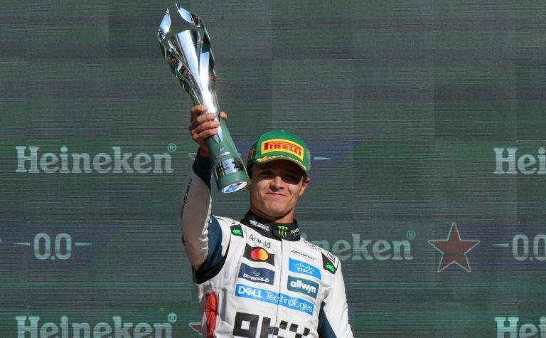 Norris vence GP do México com tranquilidade e assume liderança do Mundial