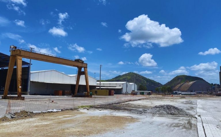 Porto em Vila Velha é ampliado para enviar navios gigantes ao exterior