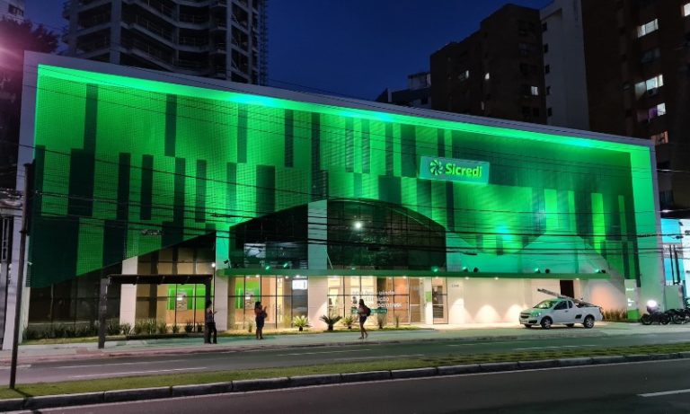 Sicredi recebe prêmio de “Melhor Empresa para Trabalhar do Brasil”