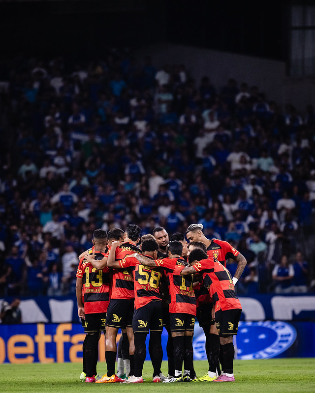 Sport sai na frente mas permite o empate do Cruzeiro. 1 a 1 no Mineirão