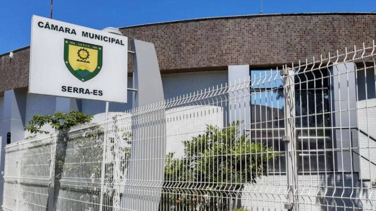 Suplentes da Serra entram na Justiça para serem empossados