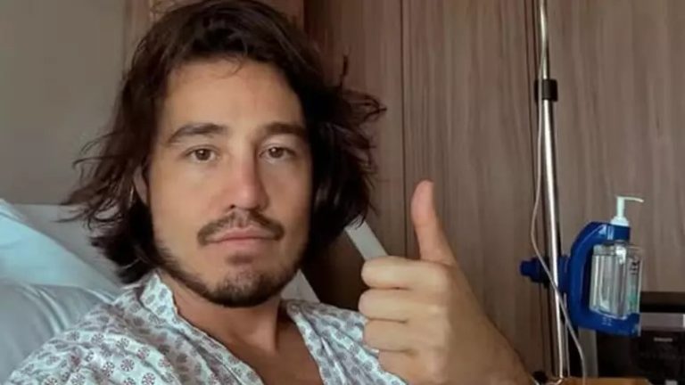 Tiago Iorc é internado às pressas com hérnia de disco e faz alerta