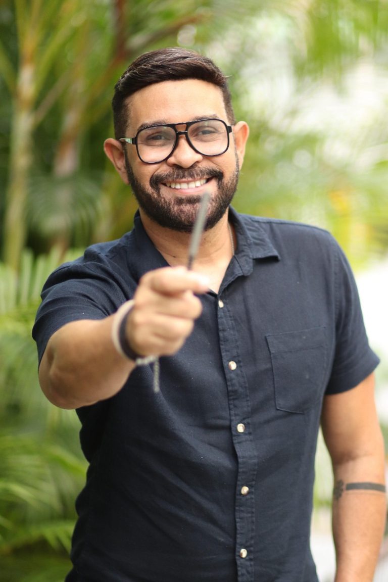 “Eu tenho um recado para você: trago seu amor em 24 horas”