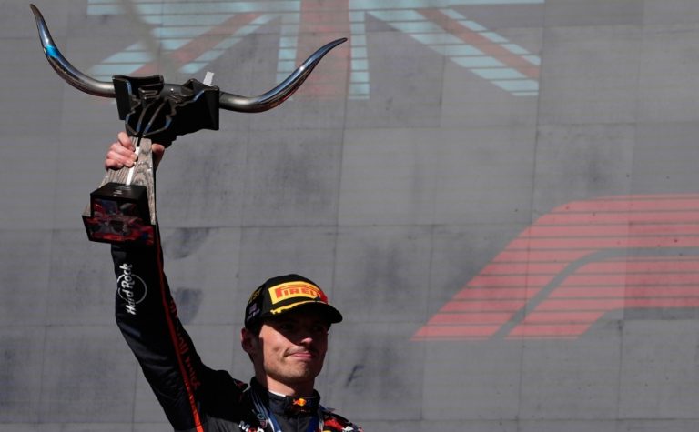Verstappen festeja desempenho nos EUA e disputa pelo seu 5º título