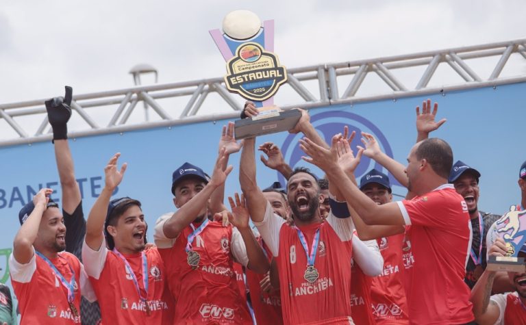 Vitória e Anchieta vencem o Estadual de Futebol de Areia