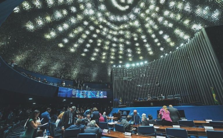 311 mil no ES vão ficar isentos ou pagar IR menor a partir de 2026