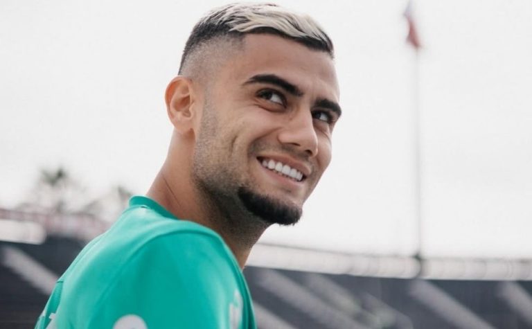 Andreas Pereira busca redenção após ‘inferno’ na final da Libertadores de 2021