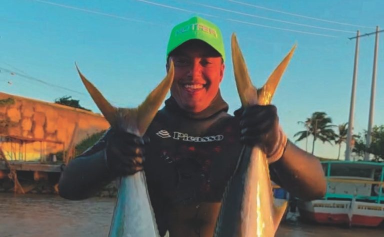 Após sufoco, criador do Macakids encara o mar: ‘quero reencontrar a tranquilidade’