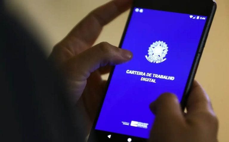 App da carteira de trabalho pode dar spoiler da demissão?