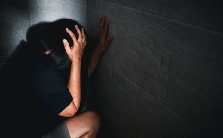 Aumenta número de brasileiras que sofrem violência no exterior; veja lista