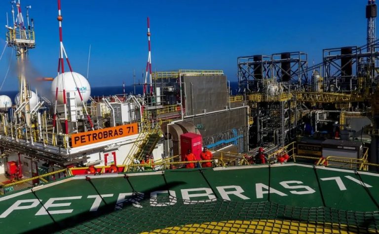 Petrobras anuncia nova descoberta de petróleo em Campos dos Goytacazes