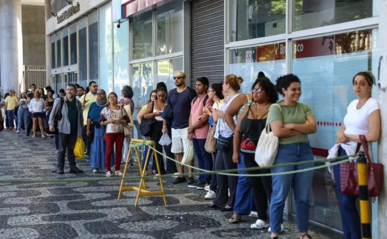 CNU 2025: 46,06% dos aprovados para 2ª fase concorrem por cotas