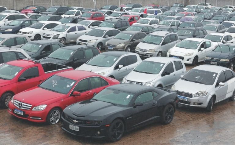 Carros com até R$ 50 mil em dívidas vão a leilão