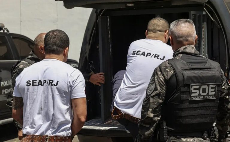 Chefes do Comando Vermelho são transferidos para presídios federais