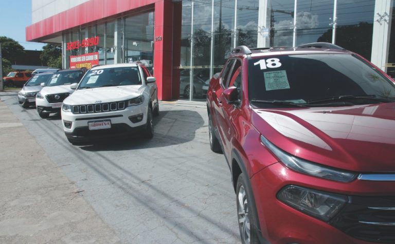 ES bate recorde na venda de carros e motocicletas este ano