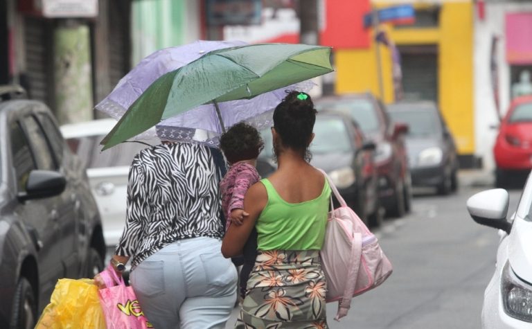 ES recebe alertas de tempestade, ventos intensos e queda de granizo; veja cidades