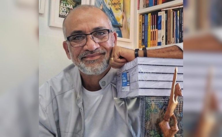 Eleito novo presidente da Academia Espírito-santense de Letras