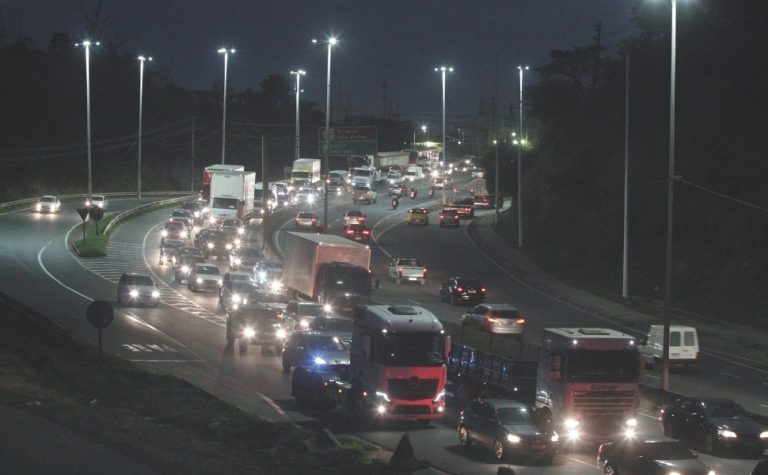 Empresários capixabas criticam atual estado da BR-262: “Horas de fila no trânsito”