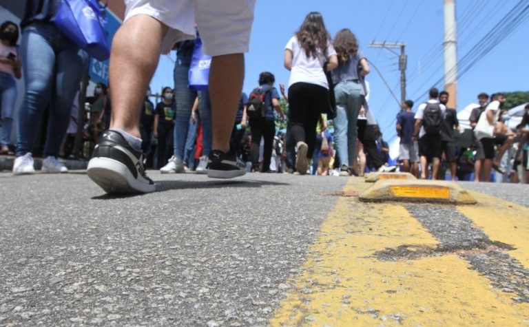 Enem 2025: candidatos fazem prova de matemática e ciências da natureza