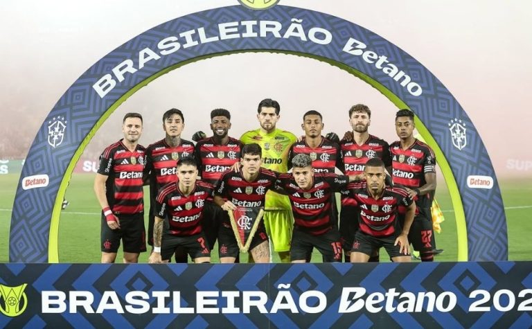 Flamengo faz último jogo no Maracanã antes de final com domínio total de público