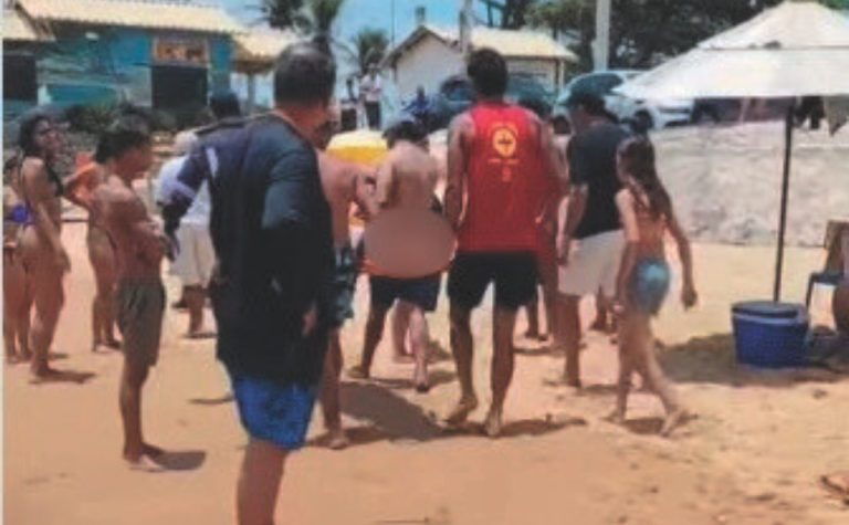 Homem morre afogado em praia de Guarapari