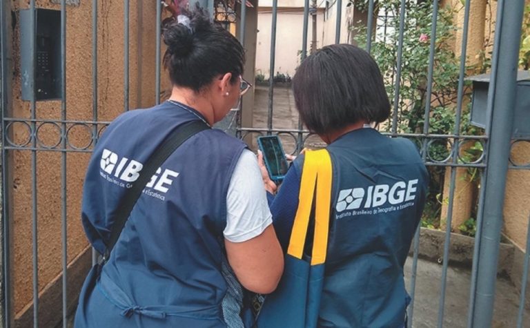 IBGE divulga edital de concurso com 9.590 vagas de nível médio
