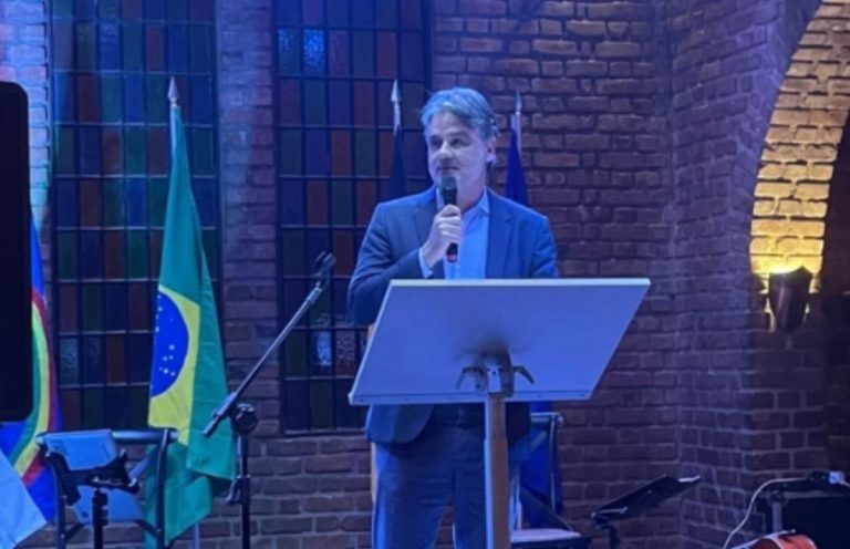 Justiça restabelece comando do MDB de Pernambuco sob liderança de Raul Henry