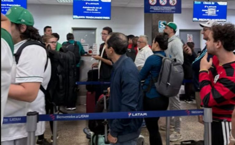 Latam cancela voos entre Cusco e Lima e torcedores temem perder final da Libertador