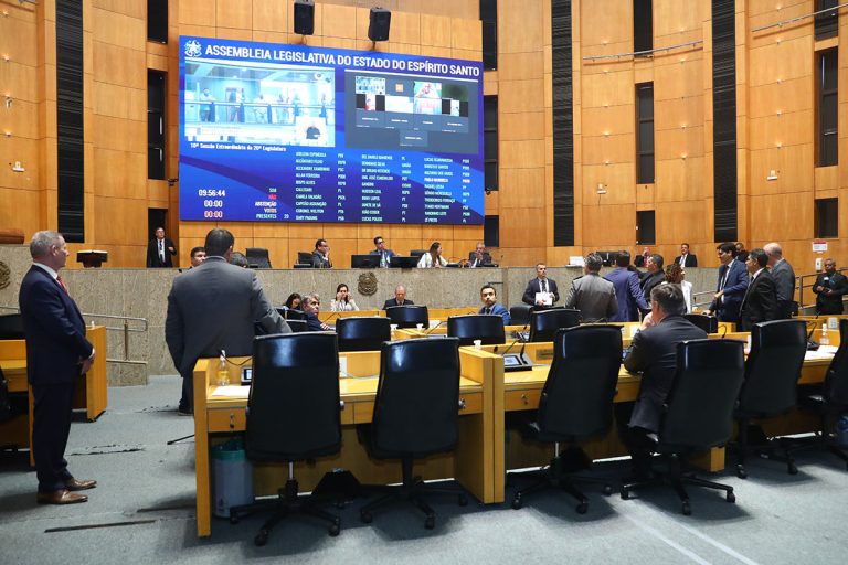 Mesmas bandeiras unem concorrentes à Assembleia