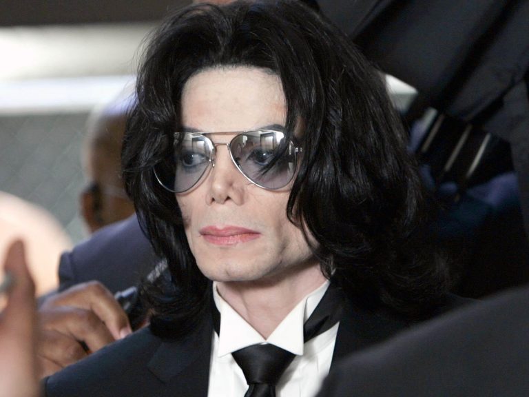 Michael Jackson é primeiro a estar no top 10 da Billboard em décadas diferentes