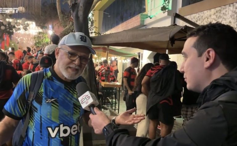 Morador do ES, botafoguense participa de festa rubro-negra em Lima: ‘passar faixa’