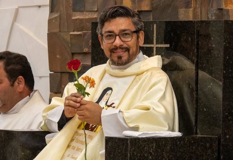 Padre é assassinado no MS e dois homens são presos