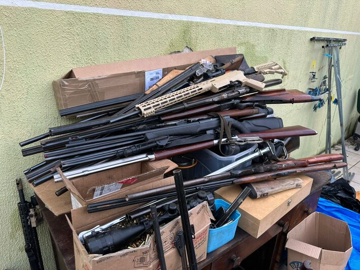 Polícia do Paraná prende ex-militar suspeito de negociar armas com traficantes do RJ
