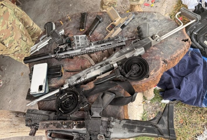 Praia em região turística na Bahia tem ação policial que termina em tiroteio e cinco mortos