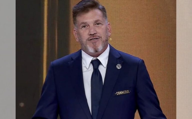 Presidente da Conmebol banca final da Libertadores em Lima