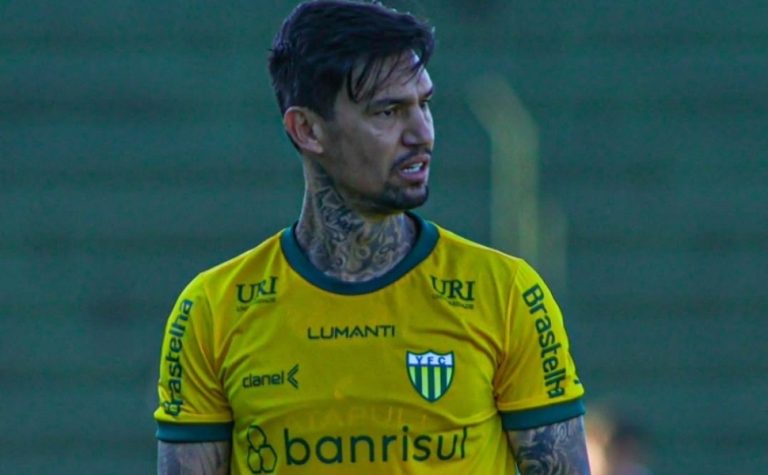 Rio Branco contrata meia experiente para a temporada 2026