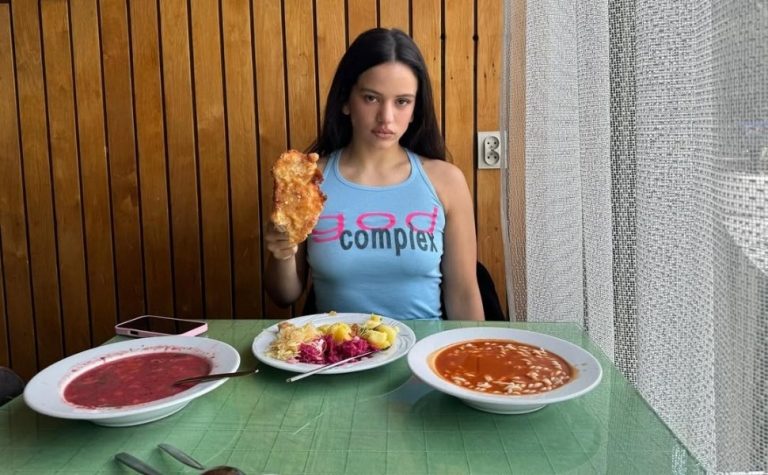 Rosalía revela ser adepta do celibato voluntário; saiba o que é ‘volcel’