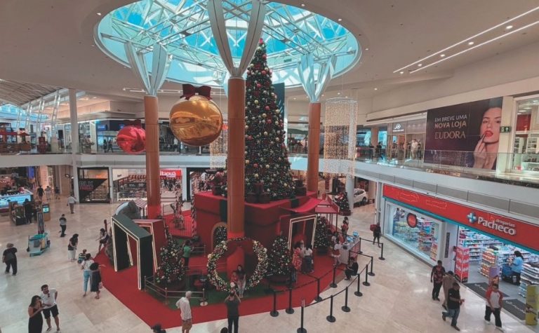 Shoppings e supermercados em horário especial nos feriados. Confira o funcionamento