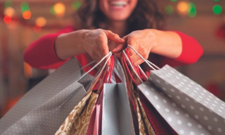 Varejo segue com promoções após Black Friday