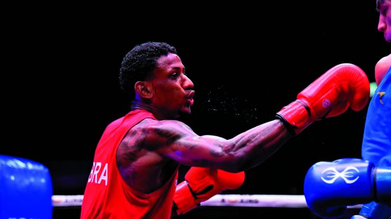 Yuri Falcão inicia carreira híbrida no boxe