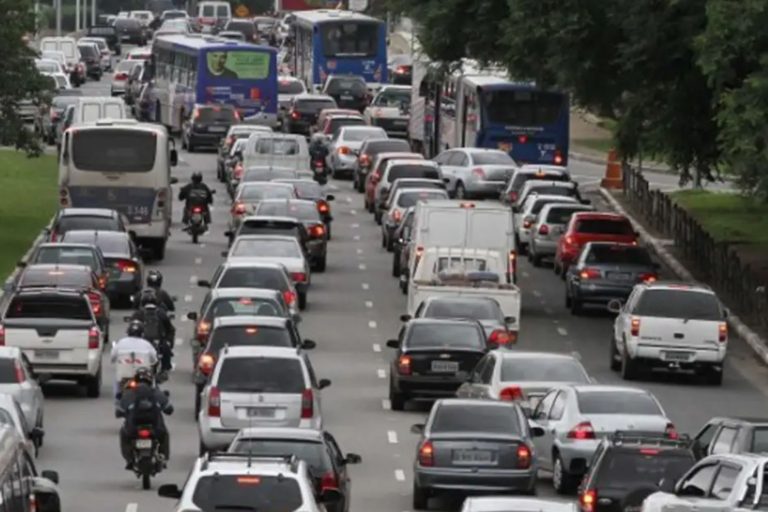 Câmara aprova isenção de IPVA para veículos com mais de 20 anos