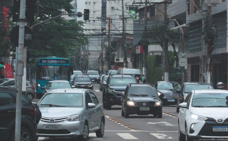 Câmeras vão ajudar a alterar o tempo dos semáforos em Vila Velha