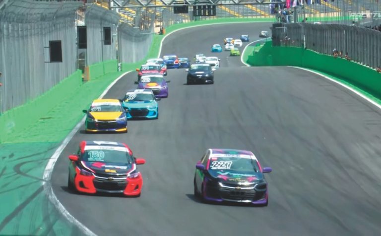 Capixaba vence final do Campeonato Paulista de Turismo 1.4 em Interlagos