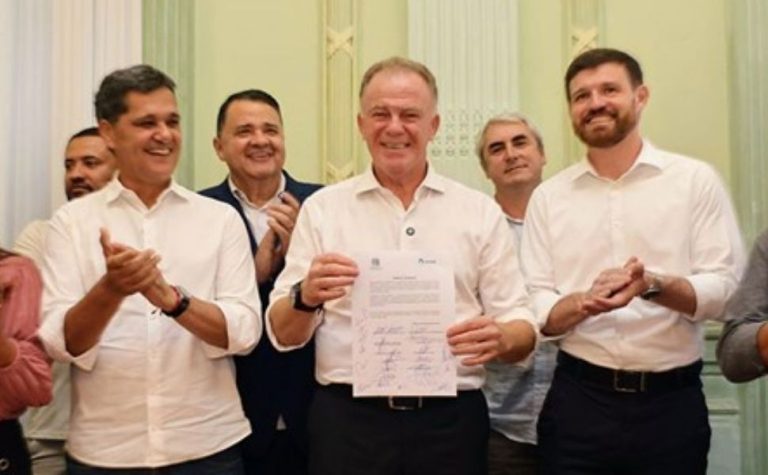 Cesan firma acordo e garante continuidade do saneamento em municípios capixabas