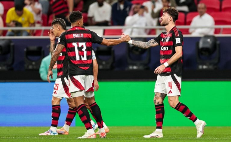 Danilo reconhece PSG favorito e Léo Pereira vibra com ‘melhor fase da carreira’