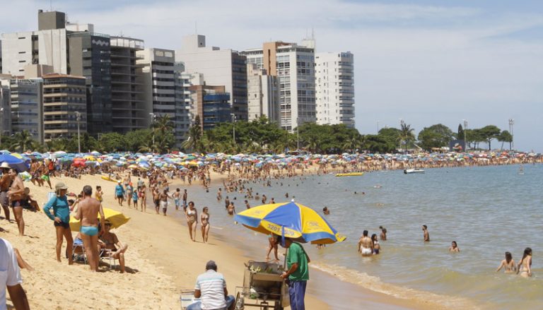 ES está entre estados brasileiros com alerta de perigo por calor extremo prolongado