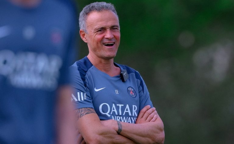 Estilo do Flamengo preocupa técnico do PSG