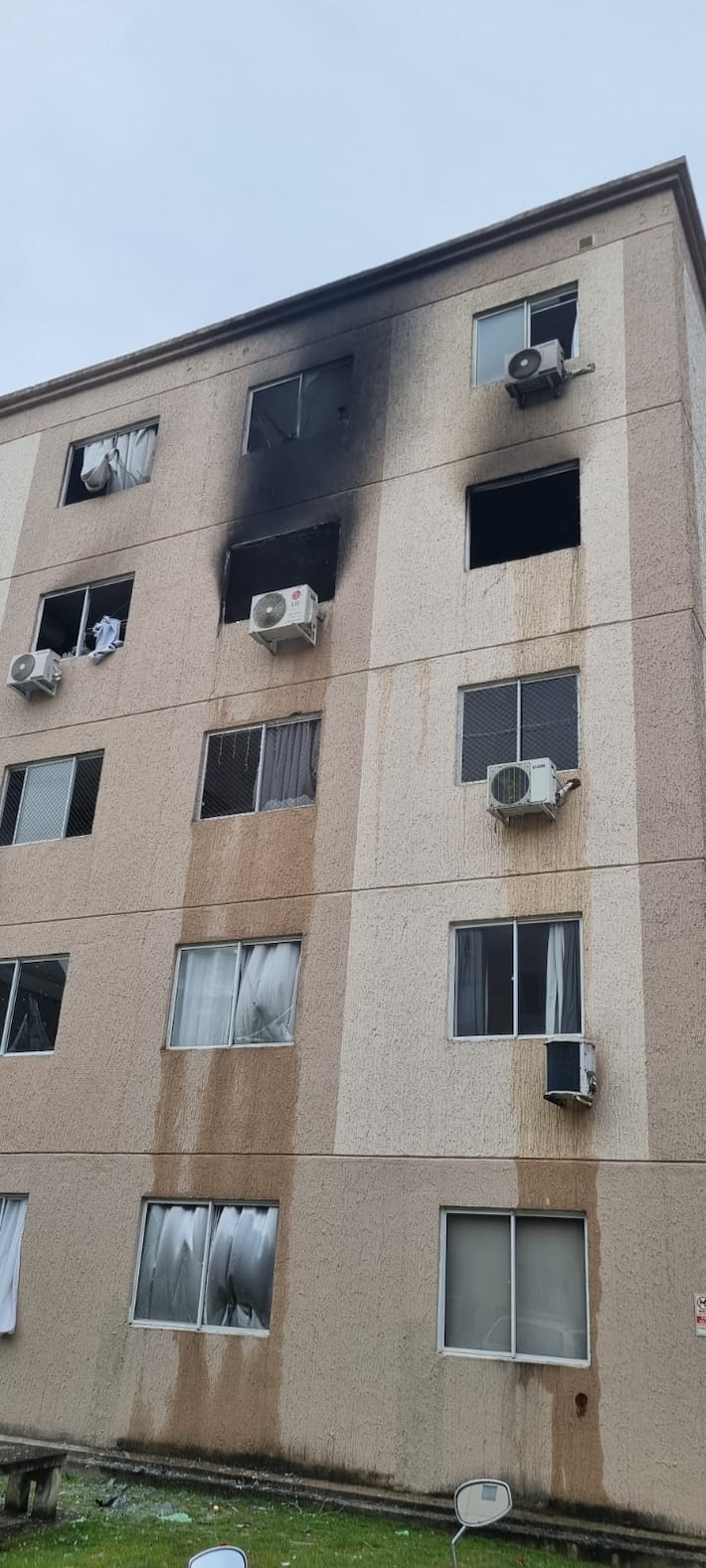 Explosão em condomínio de Gravataí, no Rio Grande do Sul, deixa feridos